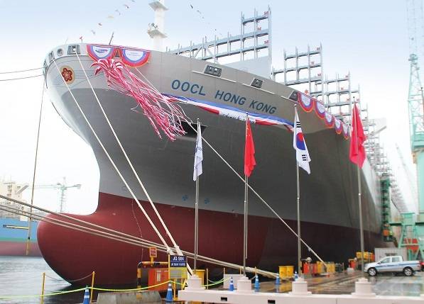 OOCL Hong Kong passa a ser o maior porta-contentores do mundo, ultrapassando os 21 mil TEU | Revista Cargo Revista Cargo