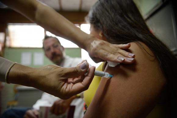 FAB leva equipes de saúde a áreas isoladas do Amazonas | Portal Brasil